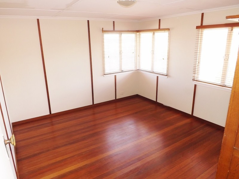 245 Newnham Road, Upper Mount Gravatt QLD 4122