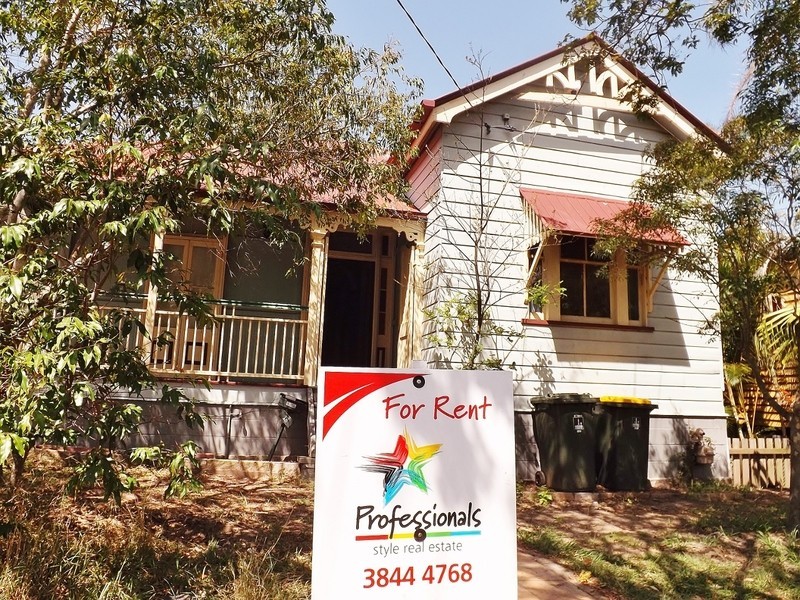 18 Hoogley Street, West End QLD 4101