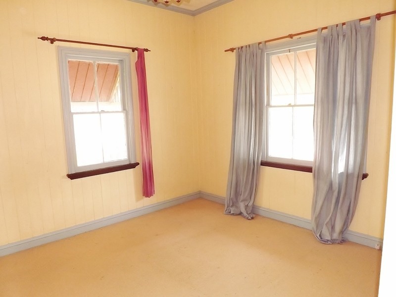 18 Hoogley Street, West End QLD 4101