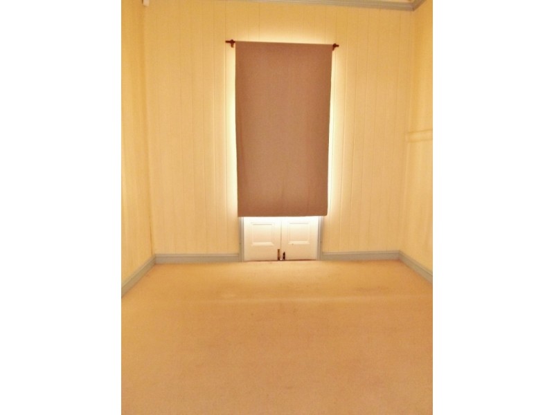 18 Hoogley Street, West End QLD 4101