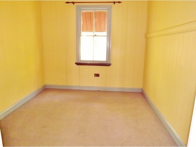 18 Hoogley Street, West End QLD 4101