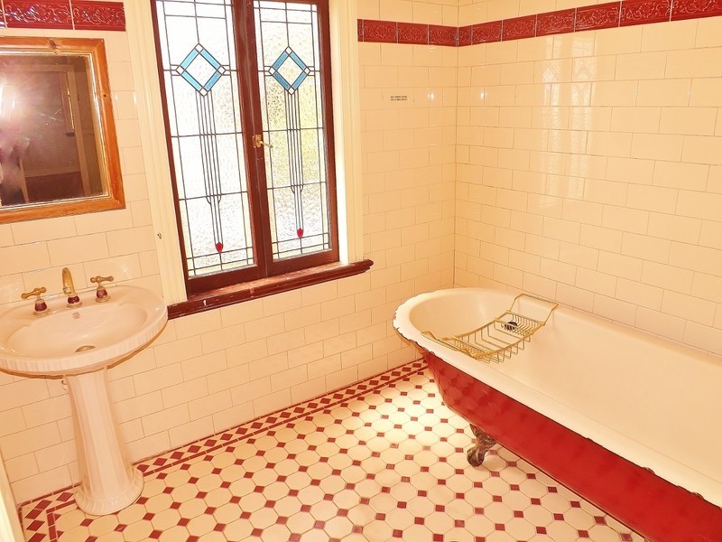 18 Hoogley Street, West End QLD 4101