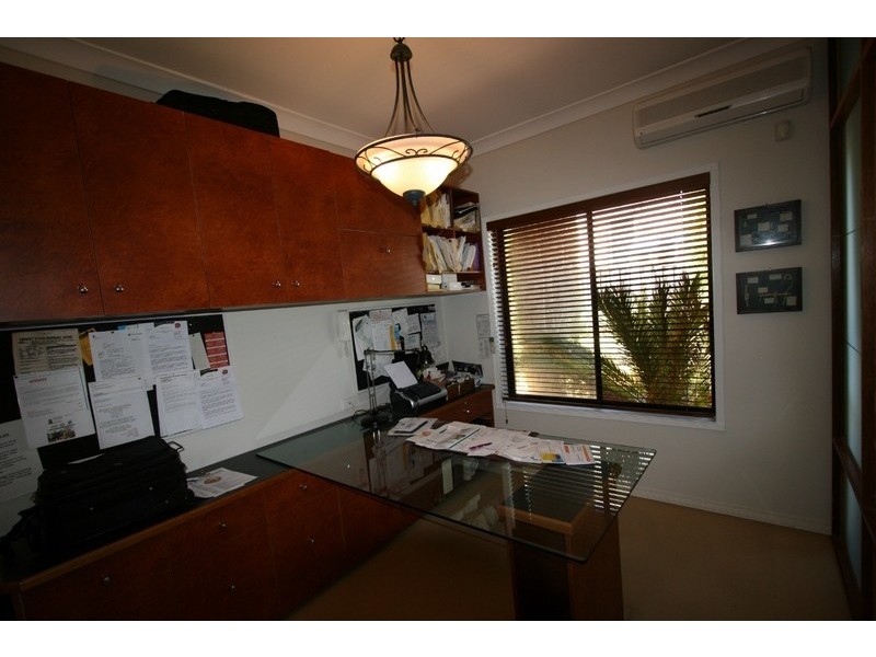 25 Oak Place, Mackenzie QLD 4156
