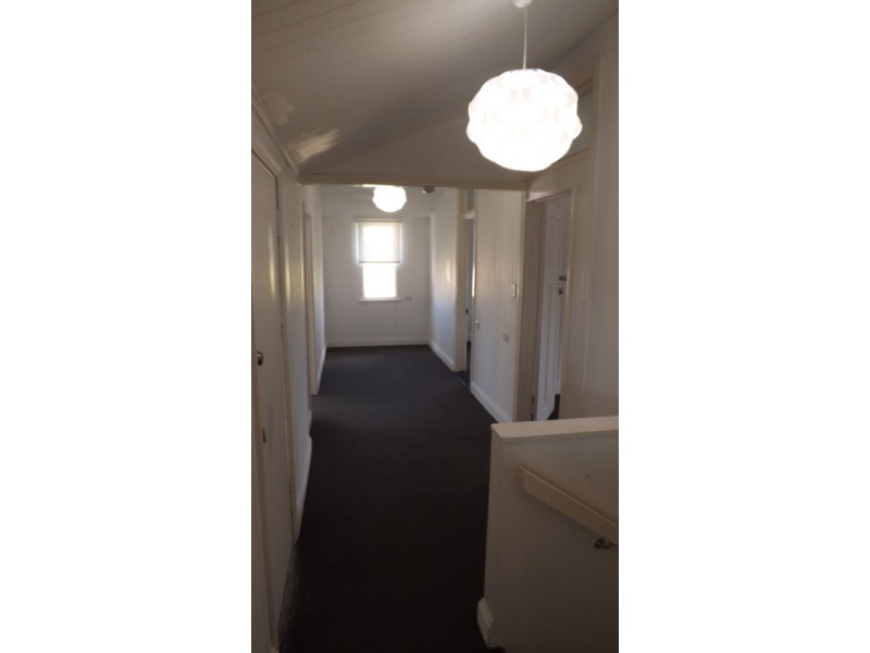 2b/2 Dorchester Street, Highgate Hill QLD 4101