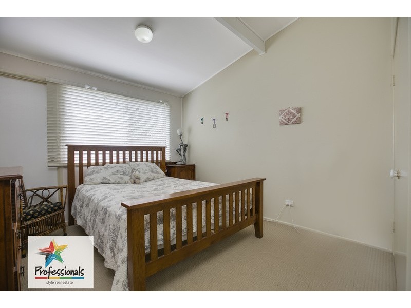 4/3 Ivymount Street, Nathan QLD 4111