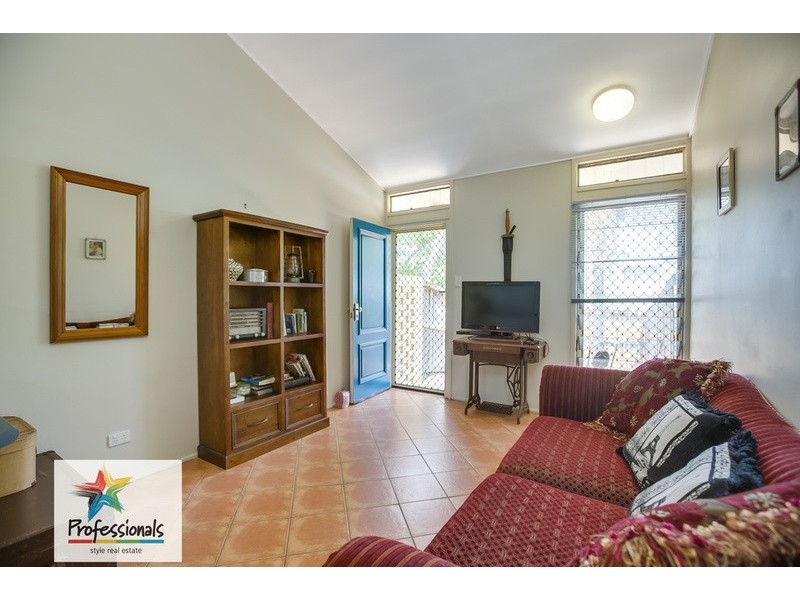 4/3 Ivymount Street, Nathan QLD 4111