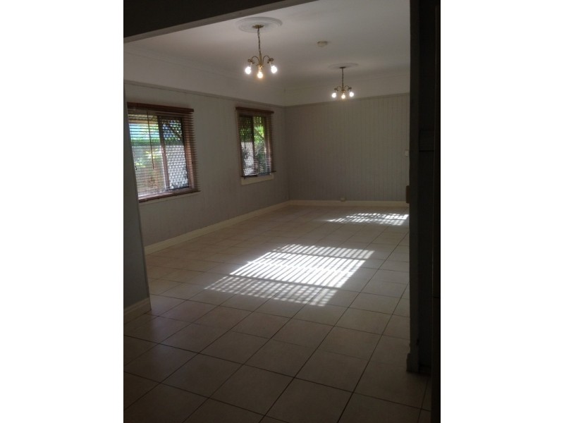 24 Heaslop Street, Woolloongabba QLD 4102