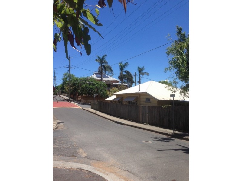 24 Heaslop Street, Woolloongabba QLD 4102