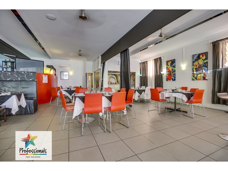 110 to 114 Bay Terrace, Wynnum QLD 4178