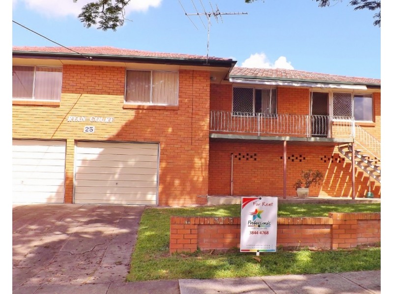 4/25 Victoria Terrace, Annerley QLD 4103