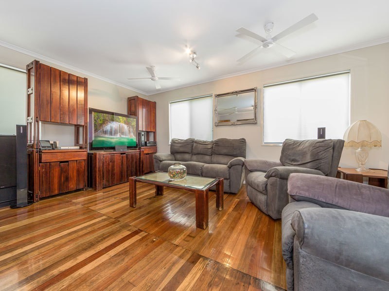 14 Waratah Street, Woodridge QLD 4114