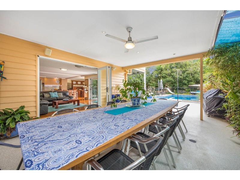 51 Bunya Street, Greenslopes QLD 4120