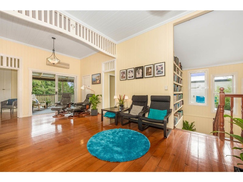 51 Bunya Street, Greenslopes QLD 4120