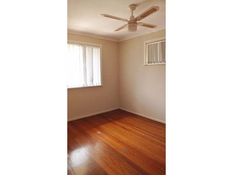 25 Victoria Terrace, Annerley QLD 4103