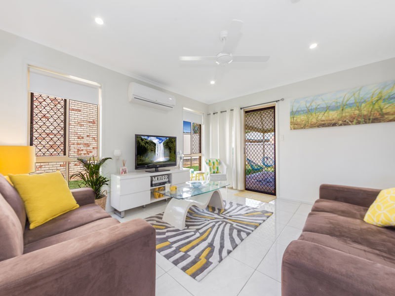 10 Hauff Close, Eagleby QLD 4207
