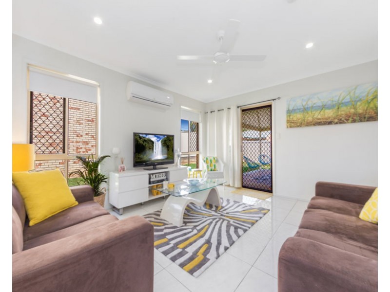 10 Hauff Close, Eagleby QLD 4207