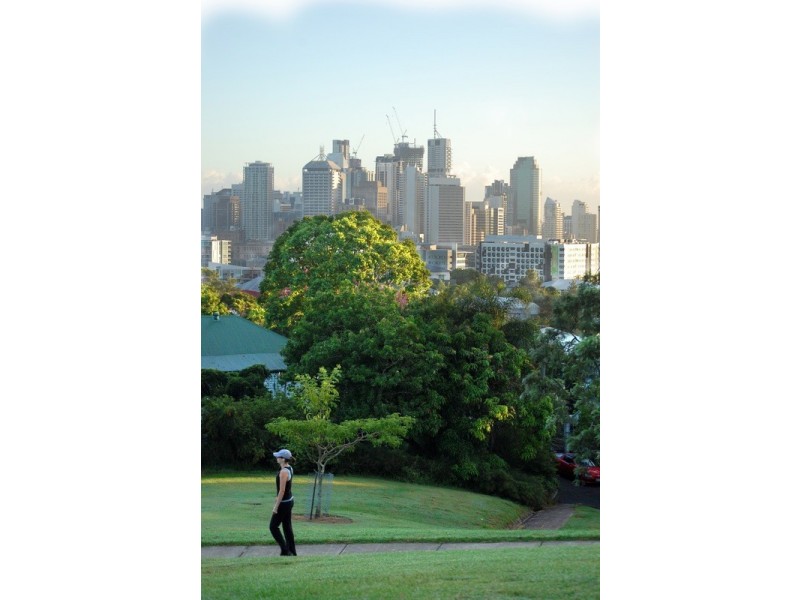 23 Hove Street, Highgate Hill QLD 4101