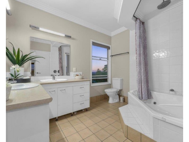 11 Timothy Street, Moorooka QLD 4105