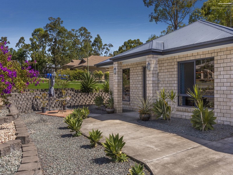 2-8 Dianella Court, New Beith QLD 4124