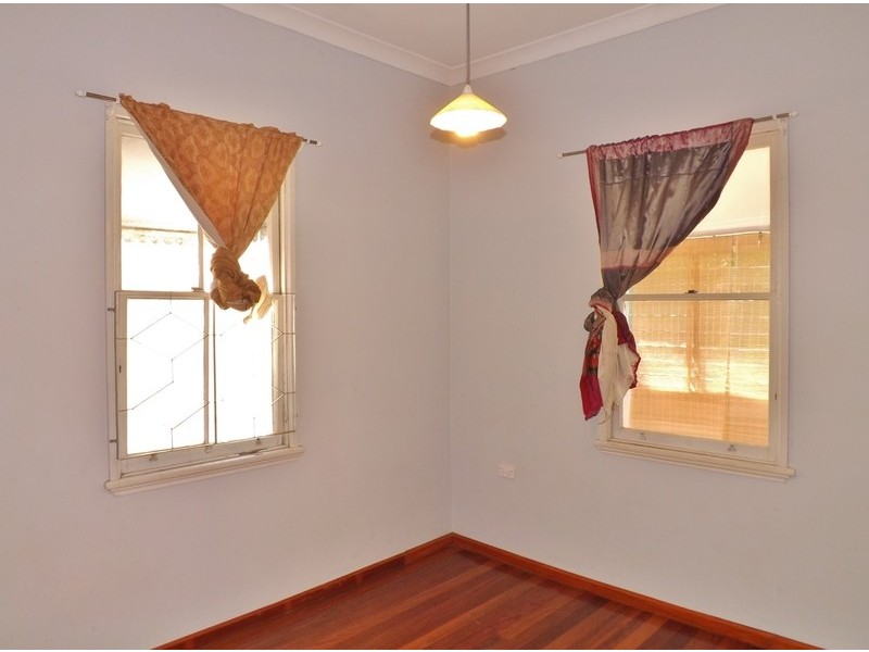 78 Deighton Road, Highgate Hill QLD 4101