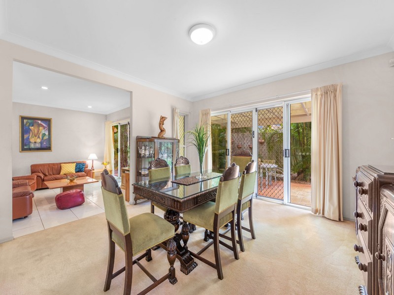 28 Hanrahan Street, Robertson QLD 4109
