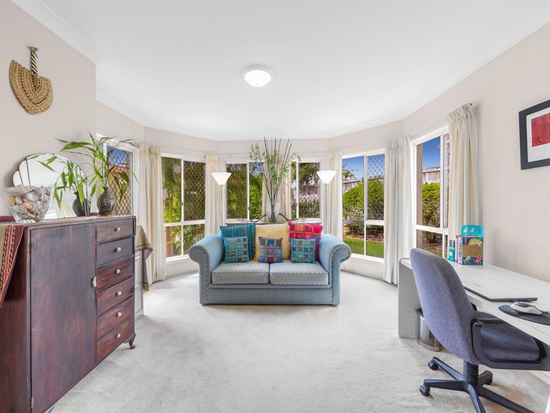 28 Hanrahan Street, Robertson QLD 4109