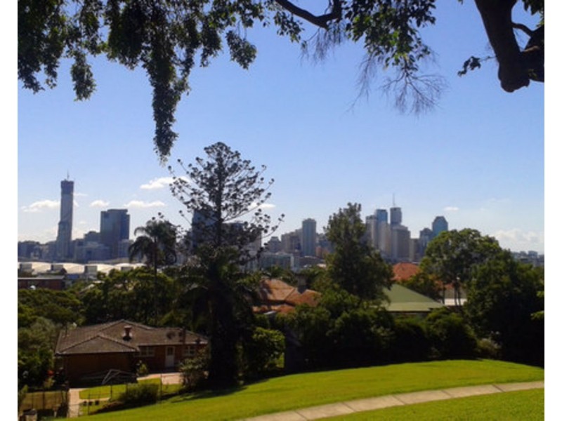 23 Hove Street, Highgate Hill QLD 4101