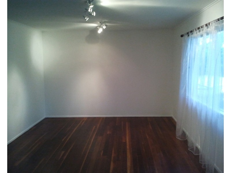 4/24 Twelfth Avenue, St Lucia QLD 4067