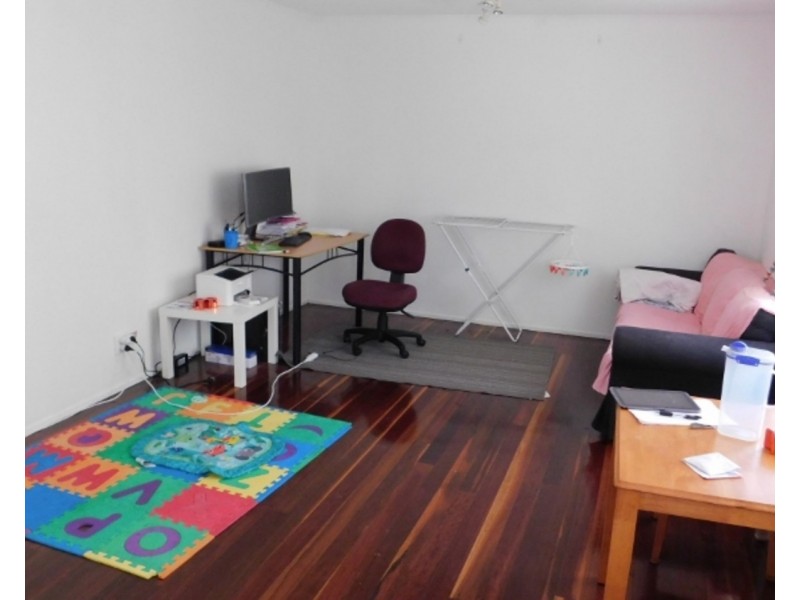 4/24 Twelfth Avenue, St Lucia QLD 4067