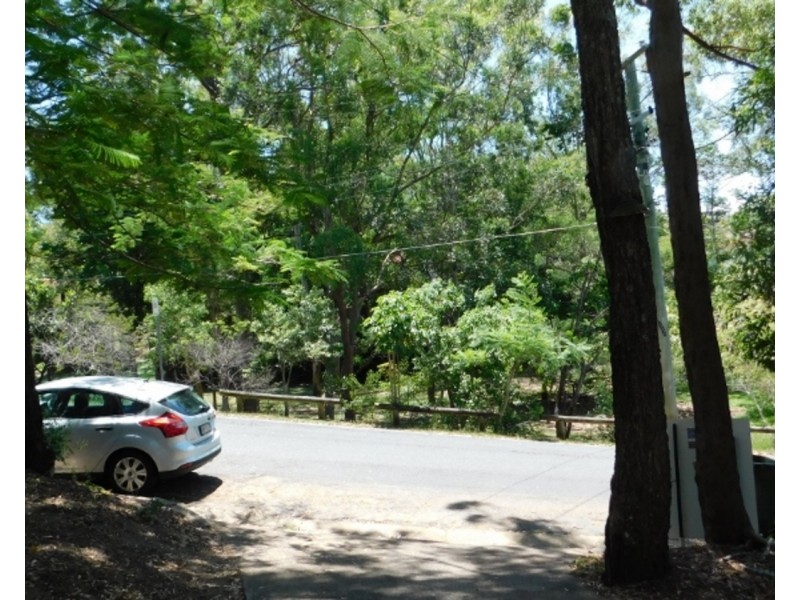 4/24 Twelfth Avenue, St Lucia QLD 4067