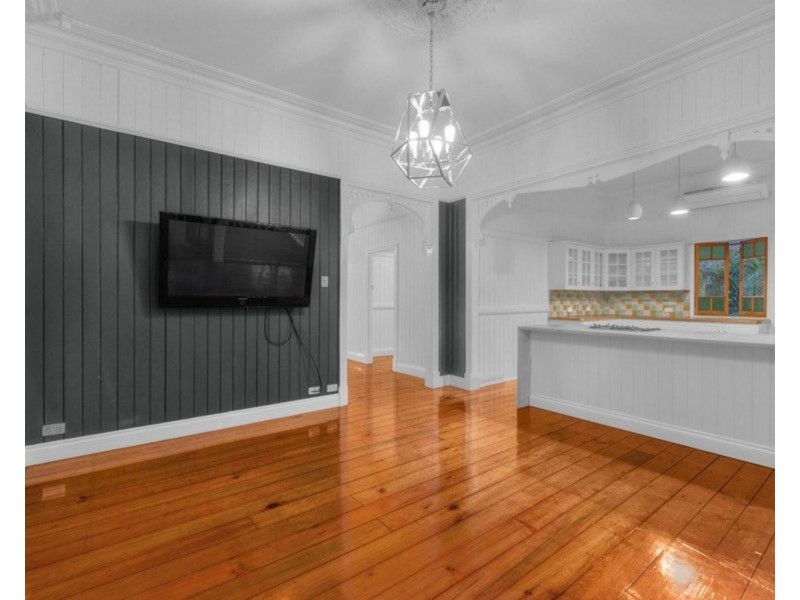 3A Dover Street, Hawthorne QLD 4171