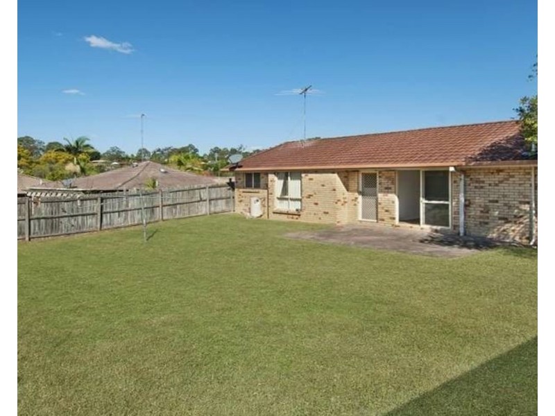24 Tregana Circuit, Edens Landing QLD 4207