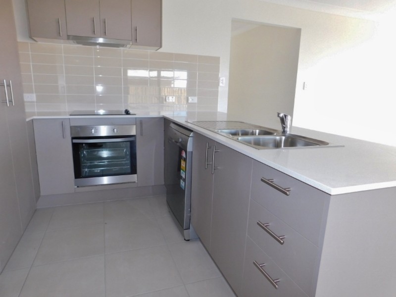 15 Lahey Cove, Coomera QLD 4209