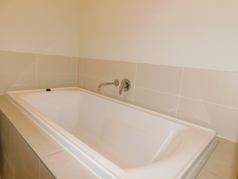 15 Lahey Cove, Coomera QLD 4209