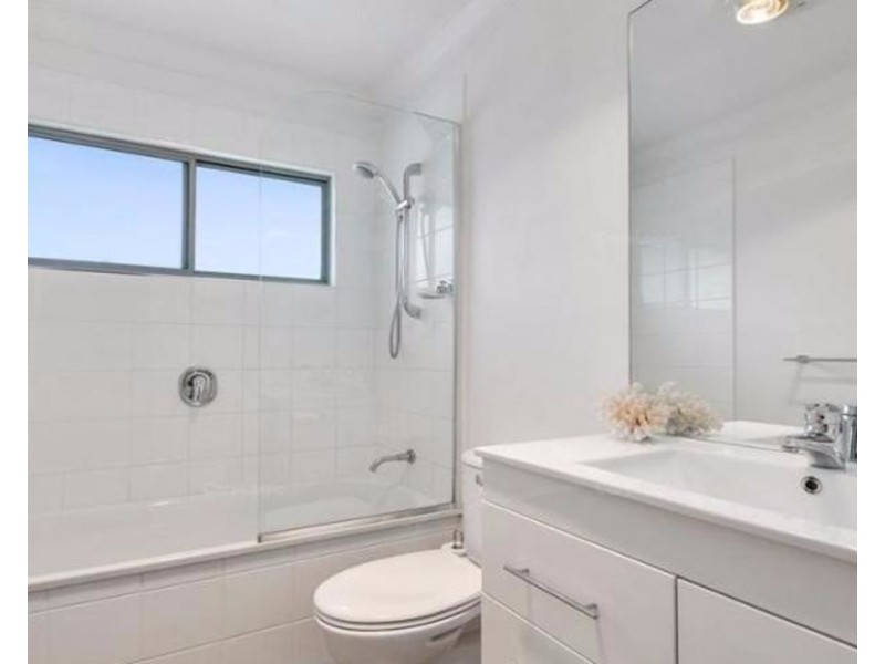 16/200 Meadowlands Road, Carina QLD 4152