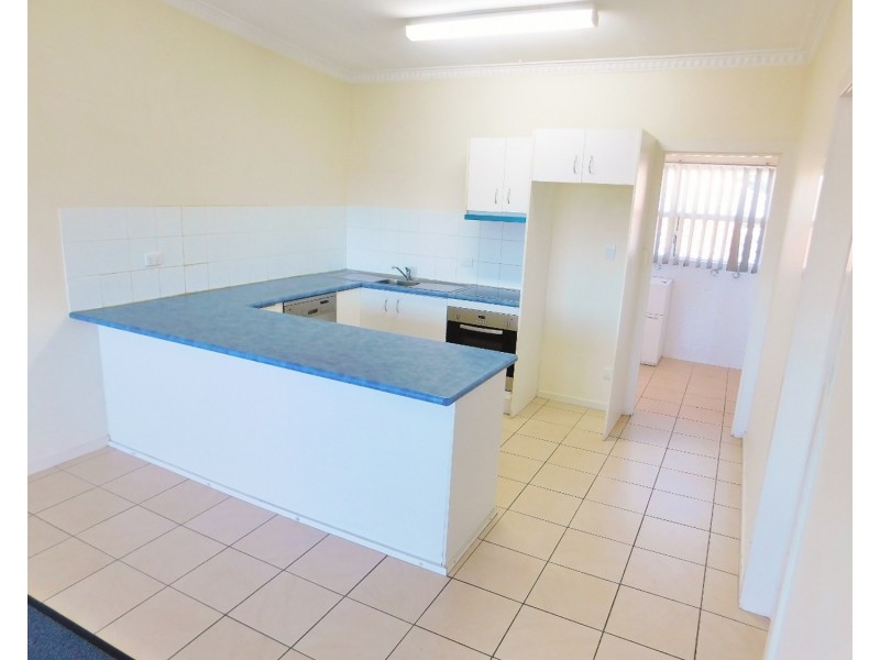 3/845 Logan Road, Holland Park West QLD 4121