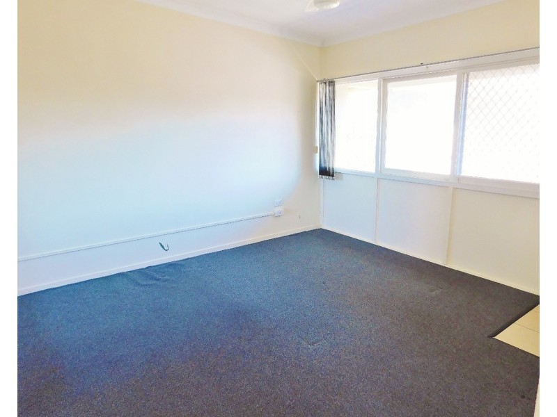 3/845 Logan Road, Holland Park West QLD 4121