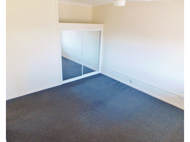 3/845 Logan Road, Holland Park West QLD 4121