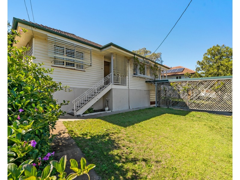 10 Hexham Street, Tarragindi QLD 4121