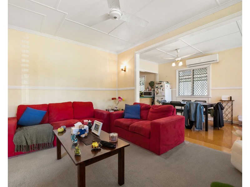 10 Hexham Street, Tarragindi QLD 4121