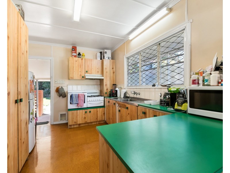 10 Hexham Street, Tarragindi QLD 4121