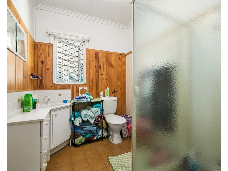 10 Hexham Street, Tarragindi QLD 4121