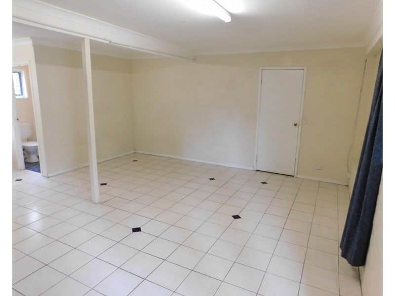 5 Brinkworth Place, Indooroopilly QLD 4068