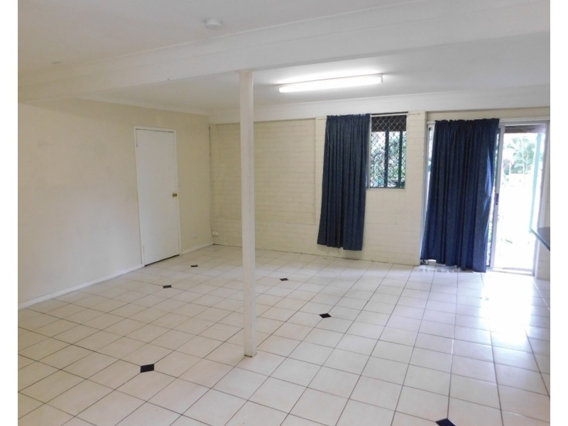 5 Brinkworth Place, Indooroopilly QLD 4068