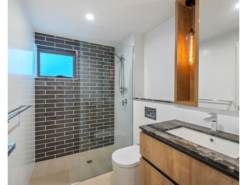 12/15 Roseglen Street, Greenslopes QLD 4120