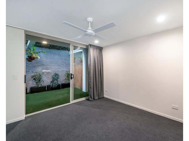 17/15 Roseglen Street, Greenslopes QLD 4120