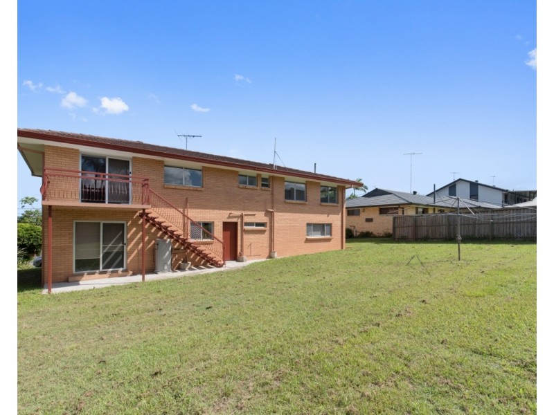 16 Strathairlie Square, Macgregor QLD 4109