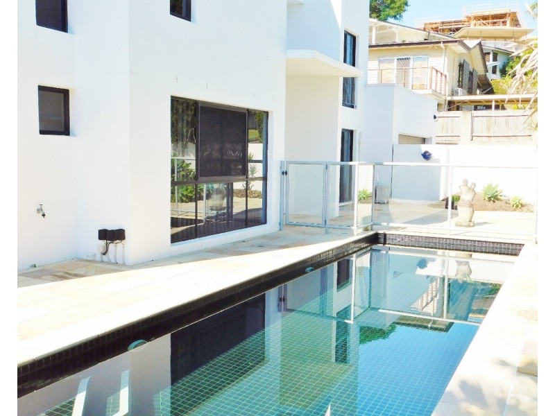 64 Bonneville Street, Holland Park West QLD 4121