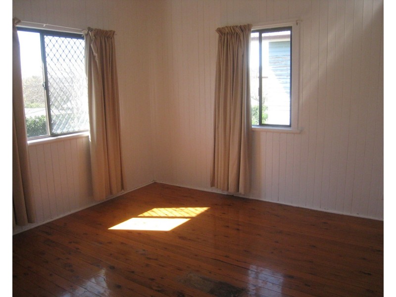 22 Roseberry Street, North Toowoomba QLD 4350