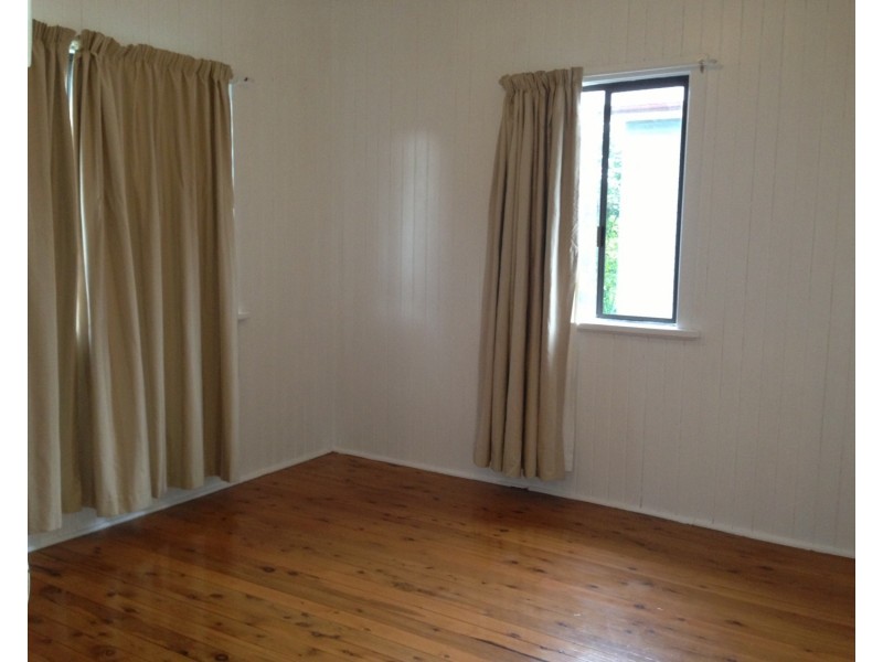 22 Roseberry Street, North Toowoomba QLD 4350